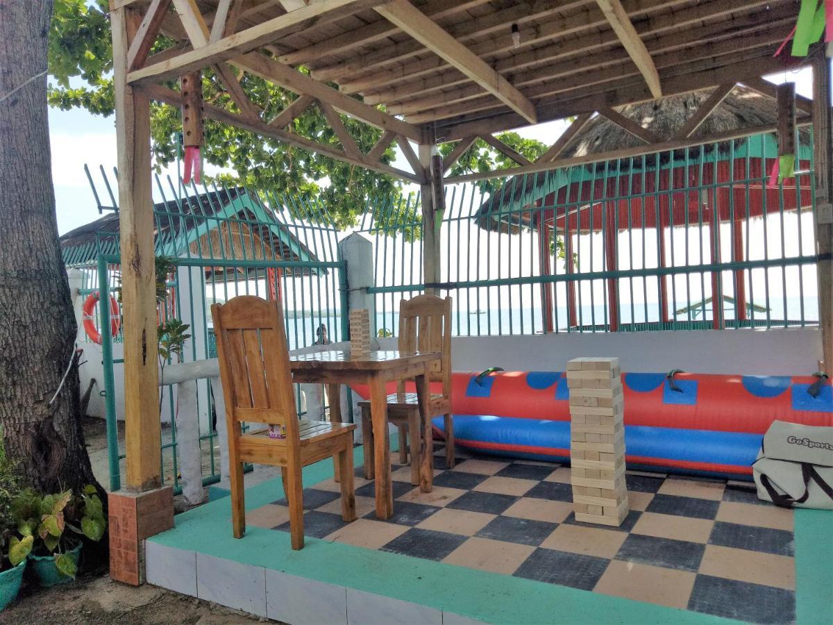 Smallfry'S Beach Resort Calatrava (Visayas) Exterior foto