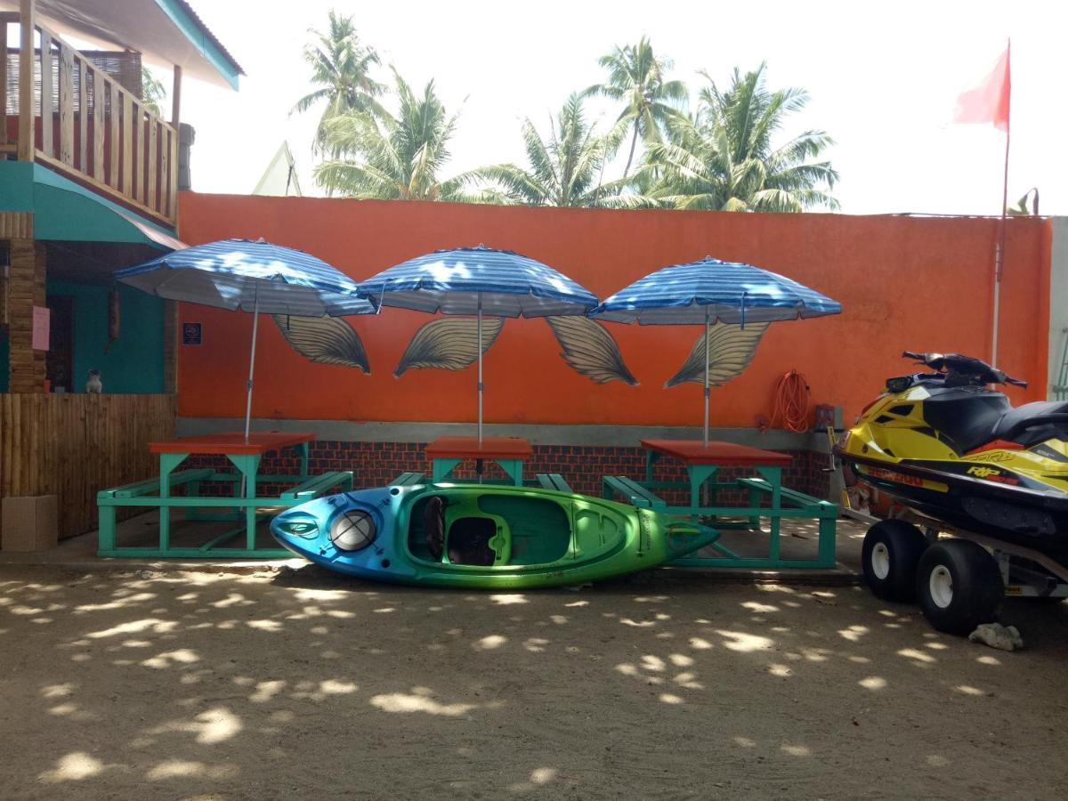 Smallfry'S Beach Resort Calatrava (Visayas) Exterior foto