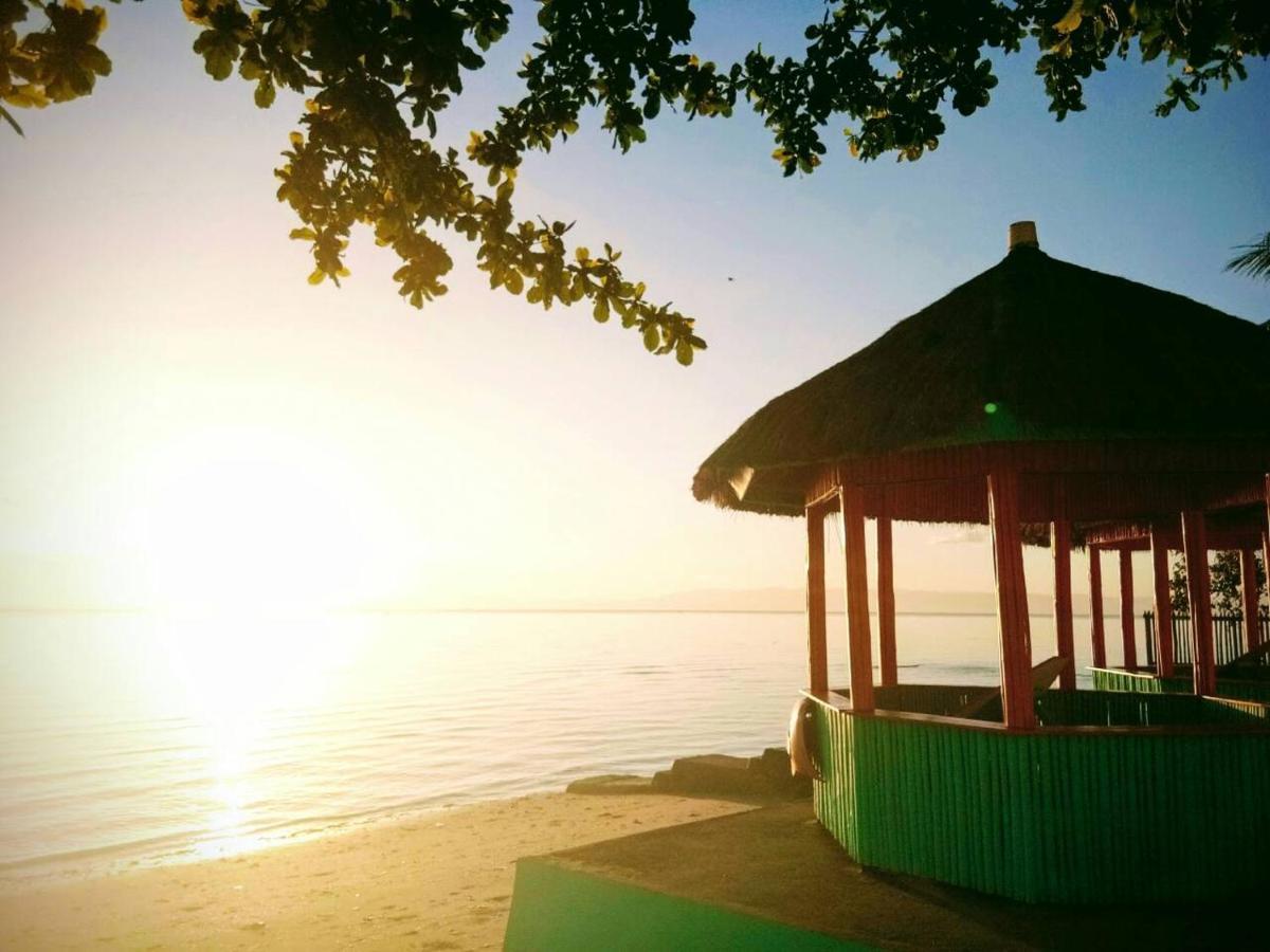 Smallfry'S Beach Resort Calatrava (Visayas) Exterior foto