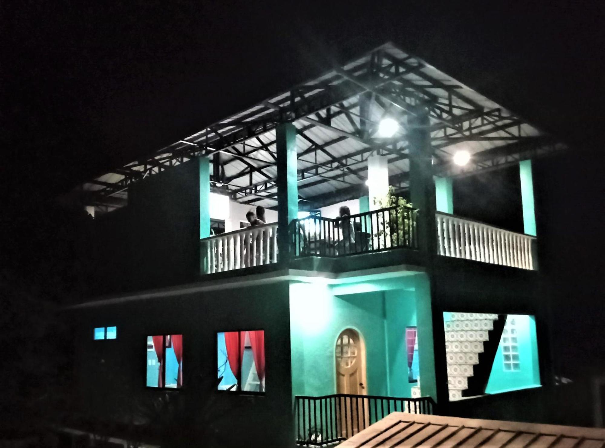 Smallfry'S Beach Resort Calatrava (Visayas) Exterior foto