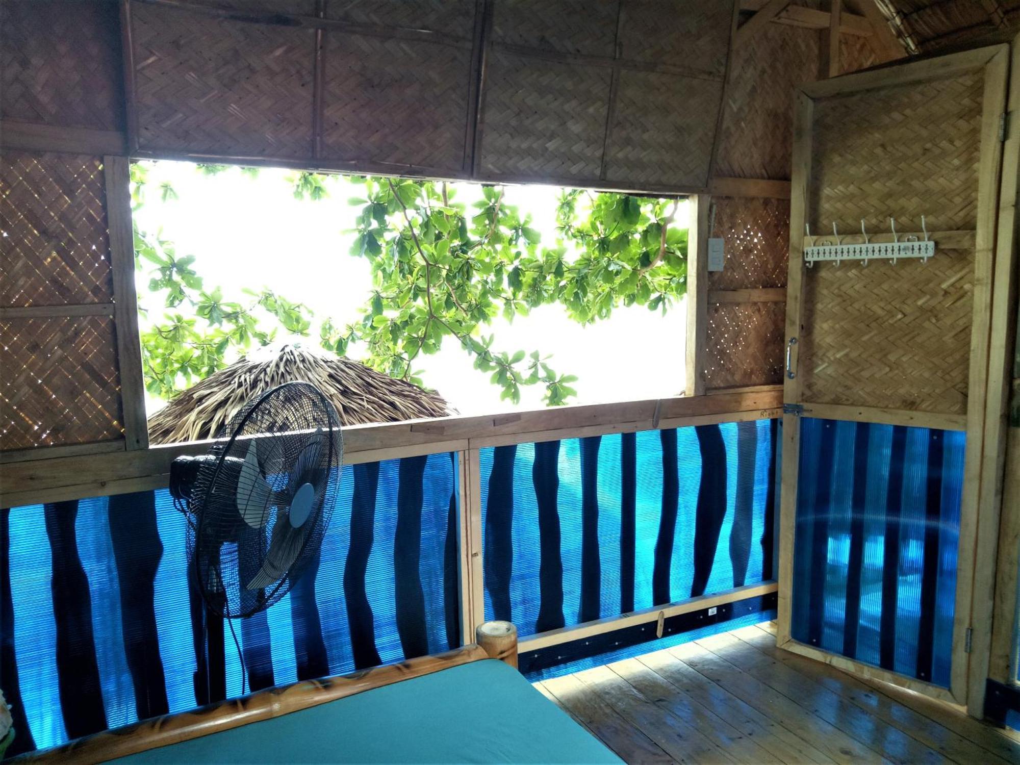 Smallfry'S Beach Resort Calatrava (Visayas) Exterior foto